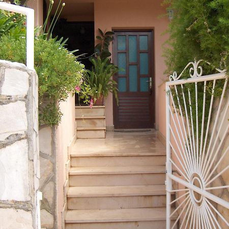 Guest House Roza 브로보스카 객실 사진
