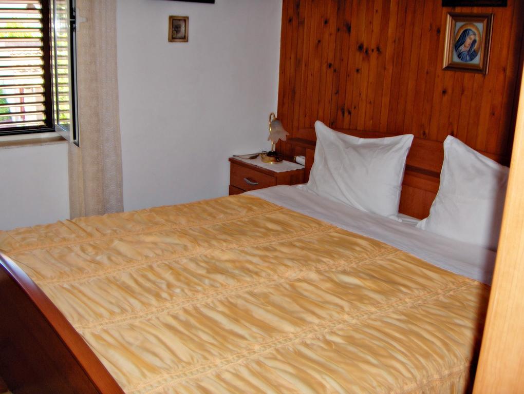 Guest House Roza 브로보스카 객실 사진